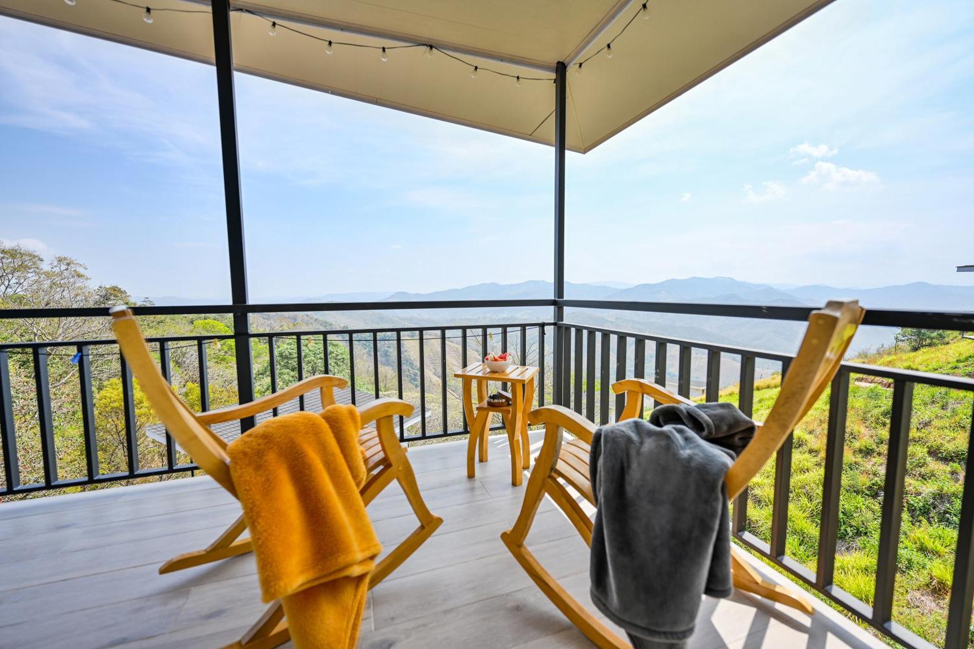 Nosara Hideaway 2 - Breakfast Included & Mountain View Cabins نيكوجا المظهر الخارجي الصورة